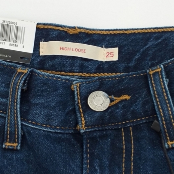 Levi’s High Loose Jeans - Picture 10 of 11